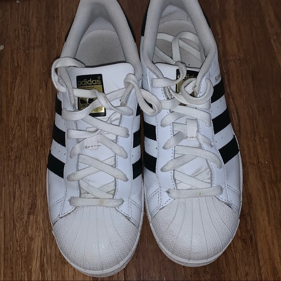 Adidas Superstars - Picture 5 of 6